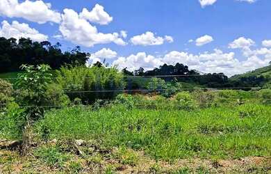 Imagem: O terreno possui 10m² de Área, Imóvel novo e está localizado