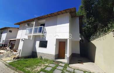 Imagem: A casa em condomínio possui 3 Dormitórios, 3 Banheiros, 1