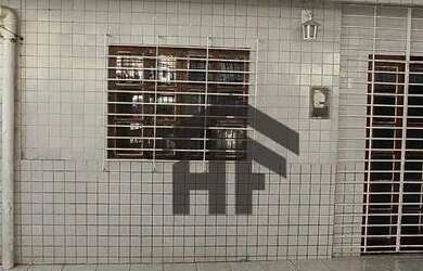 Imagem: A casa possui 3 Dormitórios, 3 Banheiros, 2 Vagas na garagem