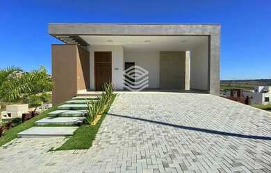 Imagem: A casa em condomínio possui 5 Dormitórios, 5 Banheiros, 4