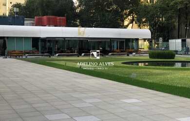 Imagem: O depósito possui 5 Vagas na garagem, 660m² de Área e está