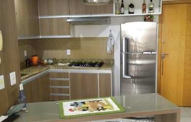 Imagem: O apartamento possui 1 Dormitório, 1 Banheiro, 1 Vaga na garagem