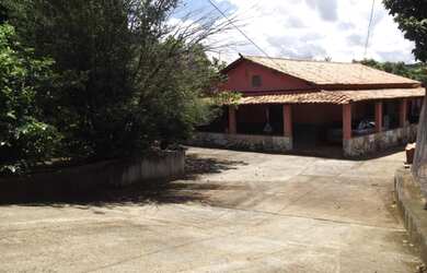 Imagem: A chácara e está localizado em Jaboticatubas, MG à venda