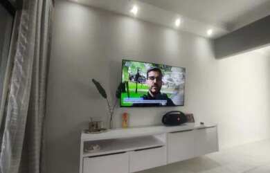 Imagem 2: Alugo casa anual. Piscina, Ar-condicionado, 310m² de Áreae3 Vagas na...