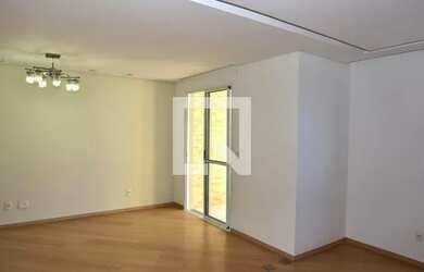 Imagem: O apartamento possui 2 Dormitórios, 1 Banheiro, 2 Vagas na