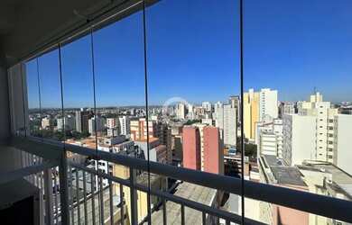 Imagem: O apartamento possui 1 Dormitório, 1 Banheiro, 1 Vaga na garagem