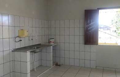 Imagem 1: Alugo casa. Varanda, 300m² de Área, 2 Vagas na garageme3 Dormitórios