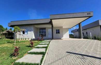 Imagem: A casa em condomínio possui 3 Dormitórios, 5 Banheiros, 4