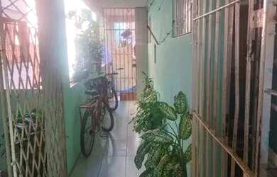 Imagem: O apartamento possui 3 Dormitórios, 1 Banheiro e está localizado