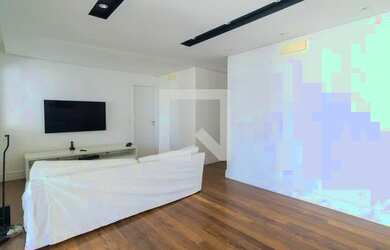 Imagem: O apartamento possui 2 Dormitórios, 5 Banheiros, 2 Vagas na