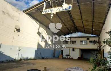 Imagem: O depósito possui 421m² de Área e está localizado em Parada