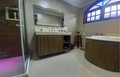 Imagem 15: Casa Espetacular em Condomínio na Freguesia