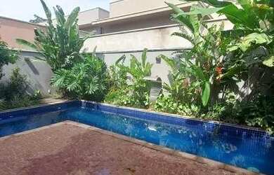 Imagem: A casa em condomínio possui 3 Dormitórios, 3 Banheiros, 4