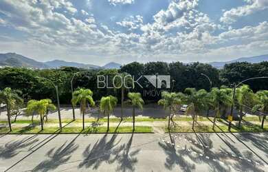 Imagem: O apartamento na cobertura possui 3 Dormitórios, 4 Banheiros