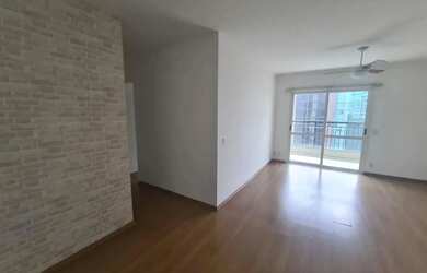 Imagem: O apartamento possui 2 Dormitórios, 2 Banheiros, 2 Vagas na