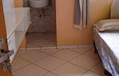 Imagem: O quarto possui Imóvel mobiliado e está localizado em Campo