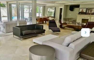 Imagem 3: Casa para aluguel tem 700m com 4 quartos em Alphaville - Santana de Parnaíba - SP