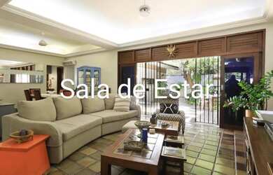 Imagem: A casa possui 5 Dormitórios, 5 Banheiros, 5 Vagas na garagem