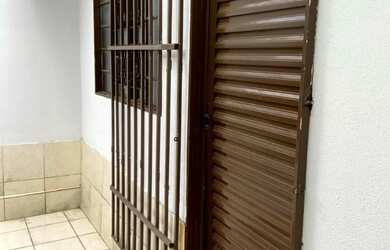 Imagem: O quarto e está localizado em Vila Santo Antonio, Aparecida