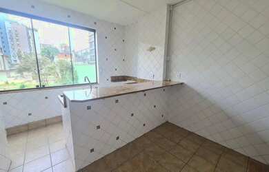 Imagem: O apartamento possui 2 Dormitórios, 1 Banheiro, 78m² de Área