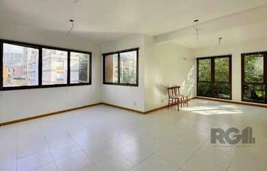 Imagem: O depósito possui 37m² de Área, Imóvel novo e está localizado