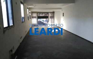 Imagem: O depósito possui 500m² de Área e está localizado em Lapa