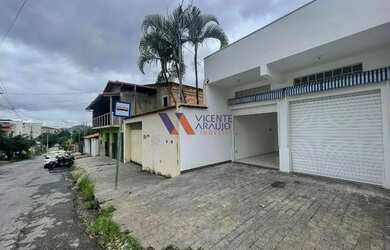 Imagem: O depósito possui 2 Vagas na garagem, 40m² de Área e está