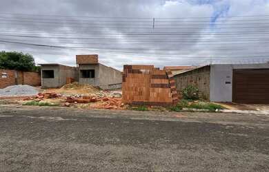 Imagem: O terreno possui 300m² de Área e está localizado em Jardim