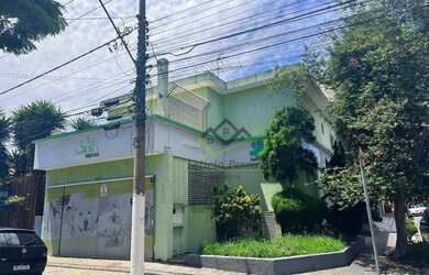 Imagem: O depósito possui 1 Vaga na garagem e 203m² de Área e está