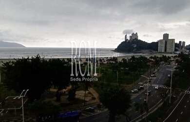 Imagem: O apartamento possui 4 Dormitórios, 1 Banheiro, 1 Vaga na garagem