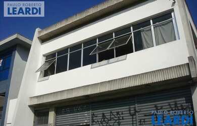 Imagem: O depósito possui 425m² de Área e está localizado em Jardim