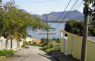 Imagem 11: Araçatiba, Marica, Terreno 360 m² com Vista Panorâmica da Lagoa do bairro, perto do DECK