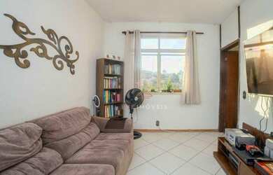 Imagem: O apartamento à venda possui 3 Dormitórios, 2 Banheiros, 2