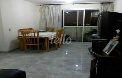 Imagem: O apartamento possui 3 Dormitórios, 1 Banheiro, 1 Vaga na garagem