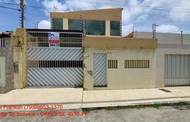 Imagem: A casa possui 5 Dormitórios, 5 Banheiros, 1 Vaga na garagem