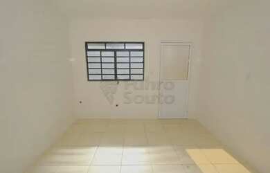 Imagem 8: Casa Padrão em Pelotas. 102m² de Área, 1 Vaga na garageme1 Dormitório