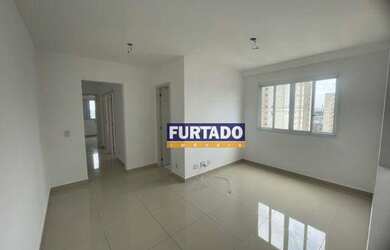 Imagem: O apartamento possui 3 Dormitórios, 1 Banheiro, 2 Vagas na