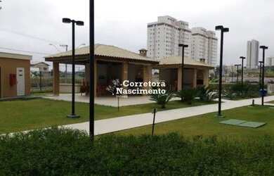 Imagem: O apartamento possui 2 Dormitórios, 2 Banheiros, 1 Vaga na