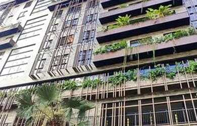 Imagem: O apartamento possui 2 Dormitórios, 1 Banheiro, 1 Vaga na garagem