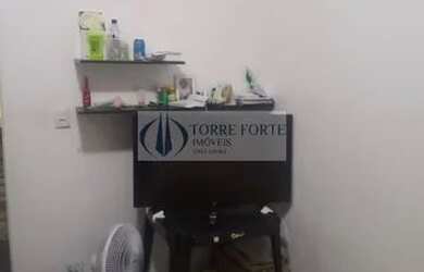 Imagem: A casa possui 2 Dormitórios, 2 Banheiros, 2 Vagas na garagem