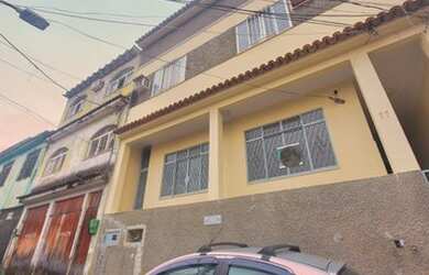 Imagem: A casa em condomínio possui 2 Dormitórios, 2 Banheiros, 98m²