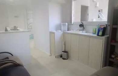 Imagem: O depósito possui 2 Vagas na garagem, 90m² de Área e está