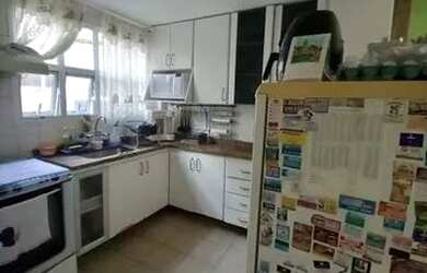 Imagem 10: Casa de condomínio para venda possui 260 metros quadrados com 4 quartos