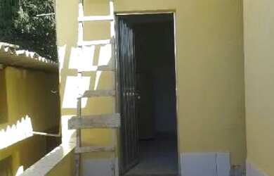 Imagem: A casa possui 1 Dormitório, 1 Banheiro, 30m² de Área e está