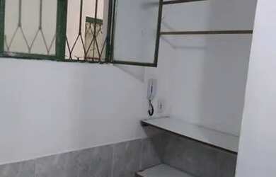 Imagem: A kitnet possui 1 Dormitório, 1 Banheiro e está localizado