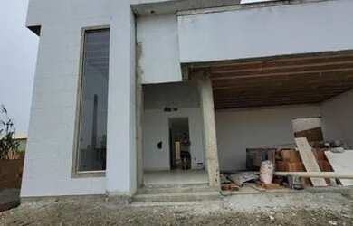 Imagem 1: CASA DE PRIMEIRA LOCAÇÃO FALTANDO ACABAMENTO A VENDA EM ARARUAMA-RJ