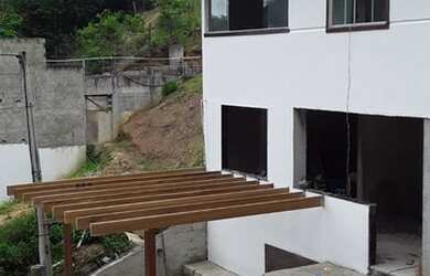 Imagem 1: Casa em Maria Paula. Varanda, 20m² de Área, 1 Vaga na garageme2 Dormitórios