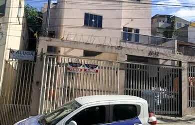 Imagem: A casa possui 3 Dormitórios, 3 Banheiros, 1 Vaga na garagem