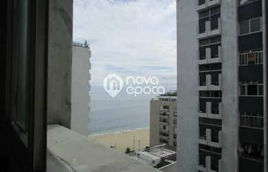 Imagem: O apartamento possui 4 Dormitórios, 4 Banheiros, 1 Vaga na