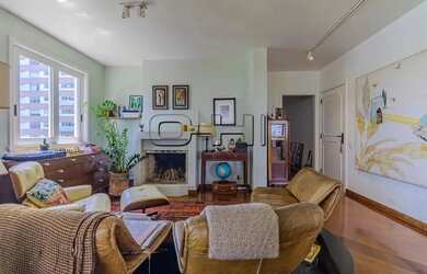 Imagem: O apartamento possui 4 Dormitórios, 4 Banheiros, 4 Vagas na